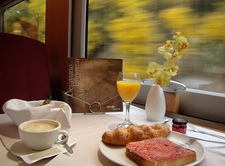 Train&Breakfast
