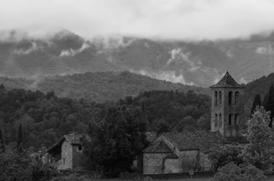 Действие новой компьютерной игры в жанре хоррор будет разворачиваться в заброшенной каталонской деревне