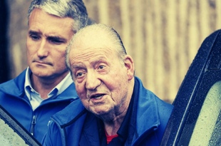 Бывшего короля Испании  перевезли в отель в Абу-Даби